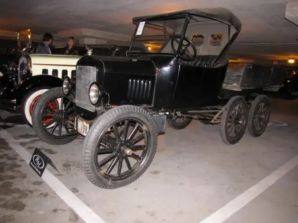 Model T Ford Spare Wheel with 30x3½ Tyre